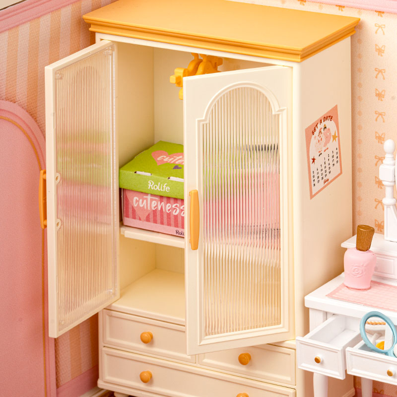 Rolife Lovely Pink Bedroom DIY Miniature House DW016, DIY miniature dollhouse kit, close-up detail