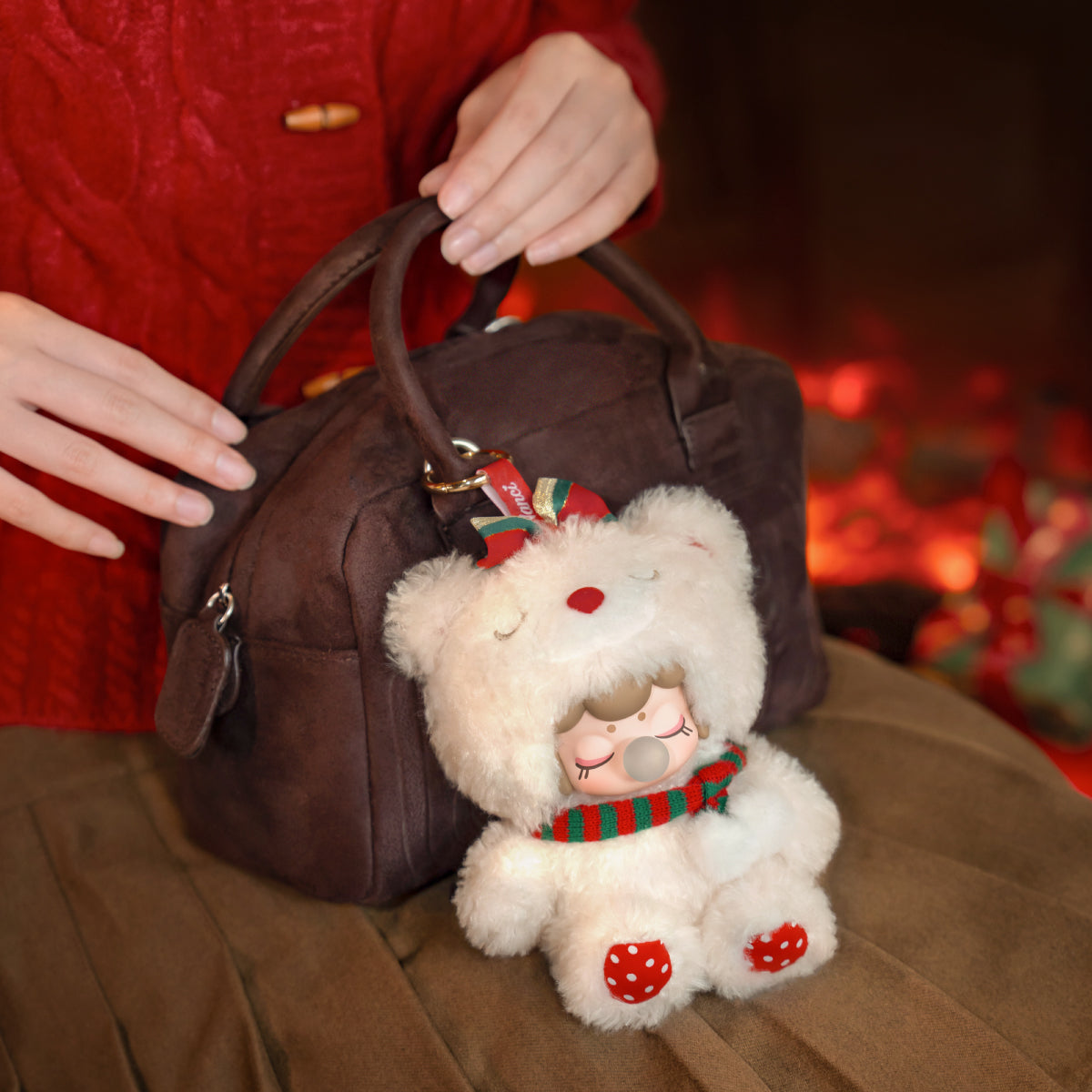 Rolife Nanci Christmas Bear Plush Pendant MN002 collectible figure, side view highlighting structure and scale