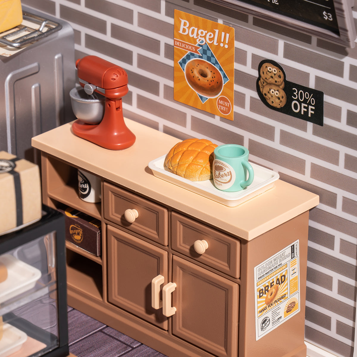 Rolife Super Creator Golden Wheat Bakery DW005 DIY miniature dollhouse kit, scale comparison alongside accessories
