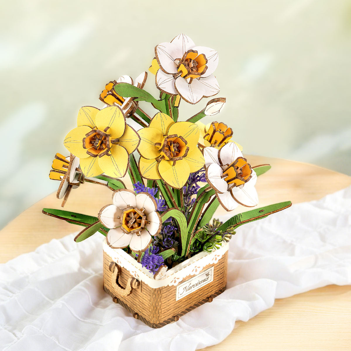 Rowood Narcissus Flower Bouquet Wooden 3D Puzzle TF002 3D wooden flower puzzle, product front view on neutral background