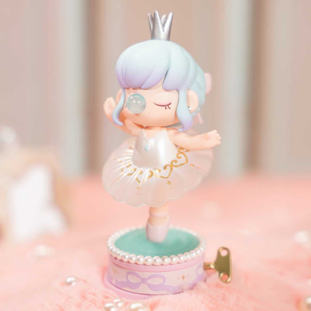 Rolife Nanci Museum of Fantasy ZOXX collectible doll in a red velvet gown with a golden frame artwork accessory and