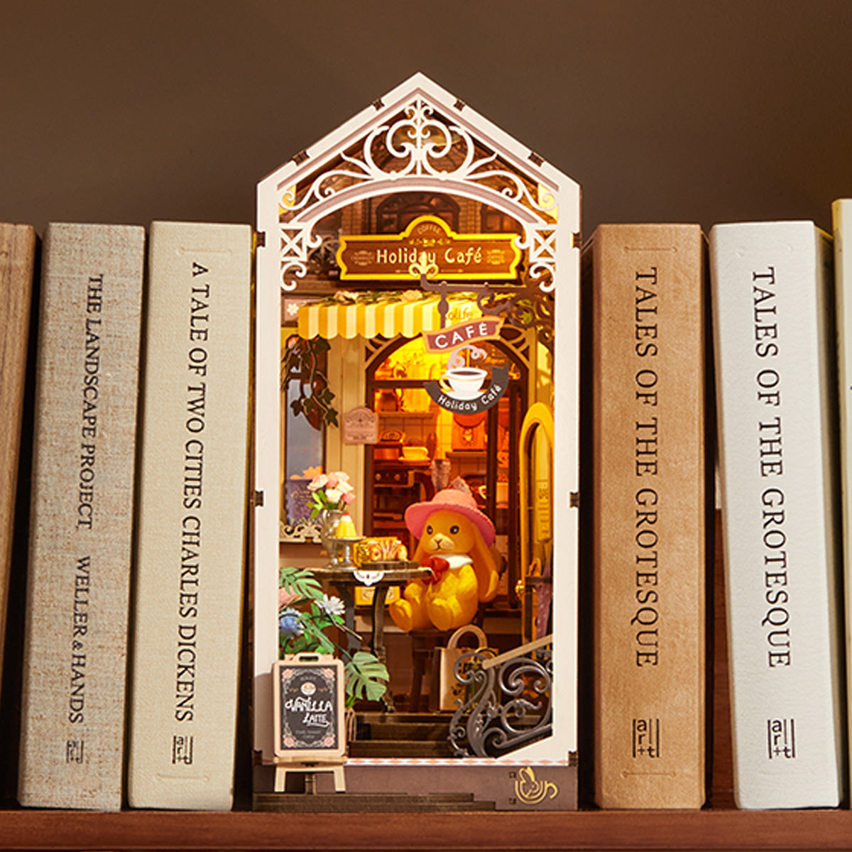 Rolife Holiday Cafe Book Nook Kit TGB15 3D wooden puzzle model, close-up of interior components and accessories